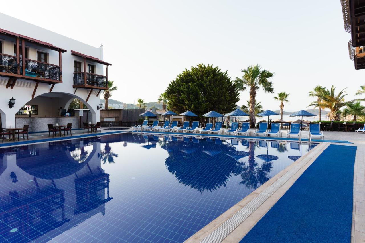 Costa Bitezhan Hotel Exterior foto