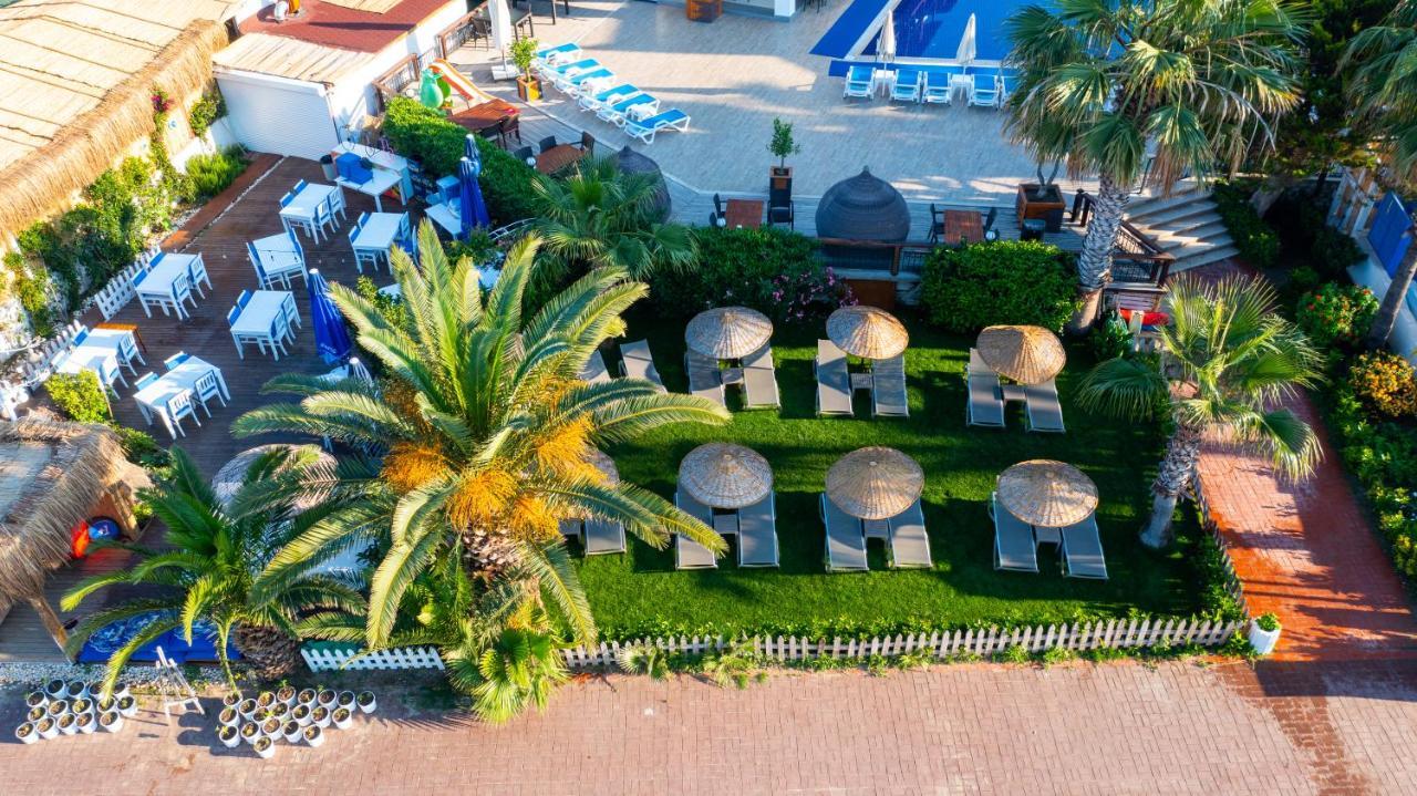 Costa Bitezhan Hotel Exterior foto