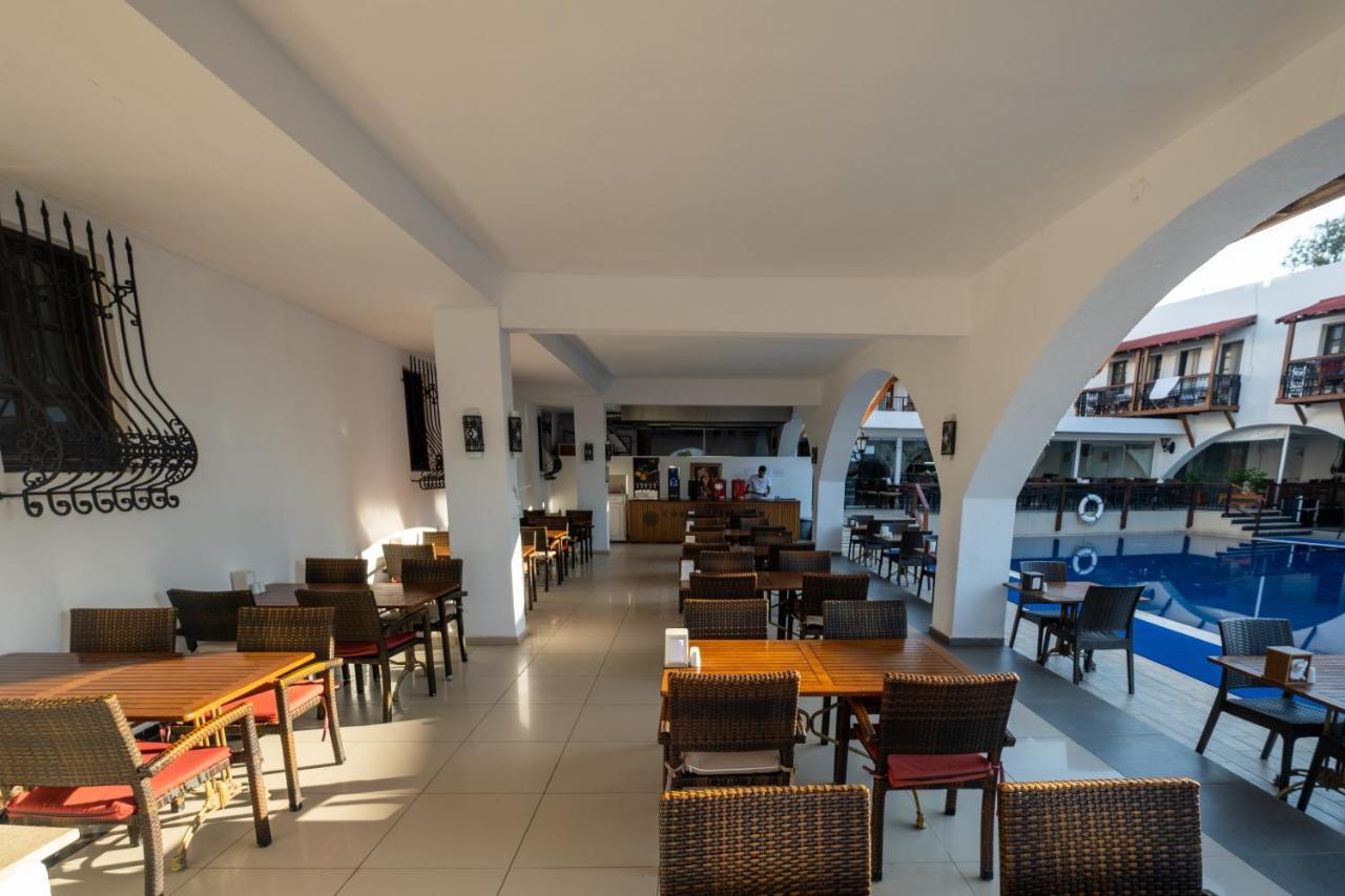 Costa Bitezhan Hotel Exterior foto