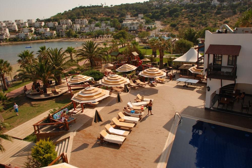Costa Bitezhan Hotel Exterior foto